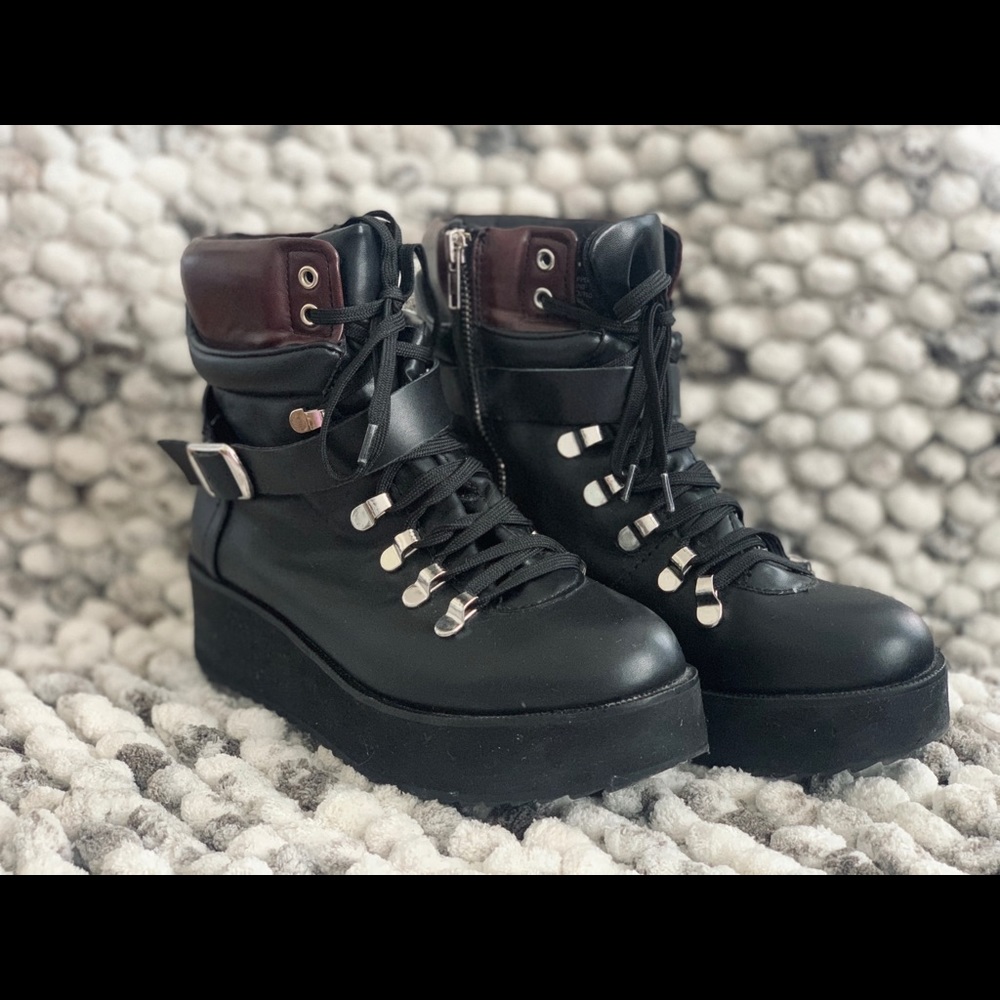 Steve Madden Platform Boots